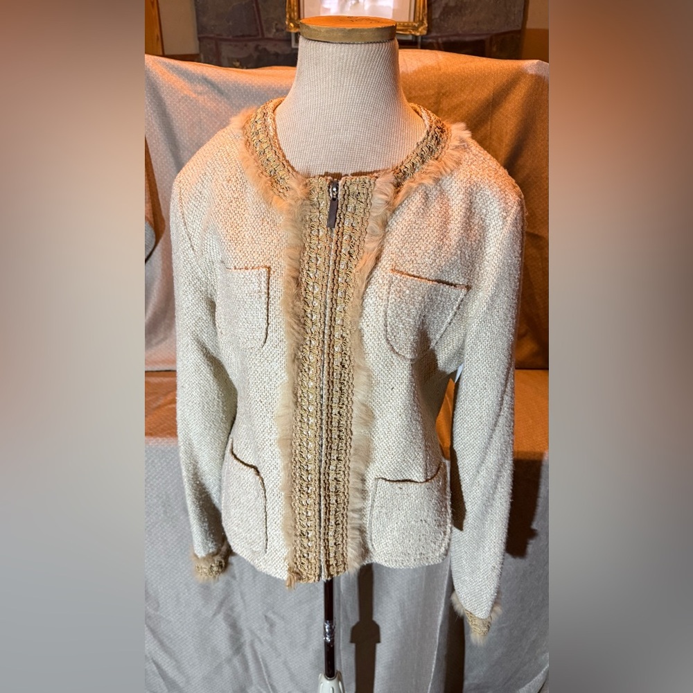 Anne Carson Cream Textured Blazer